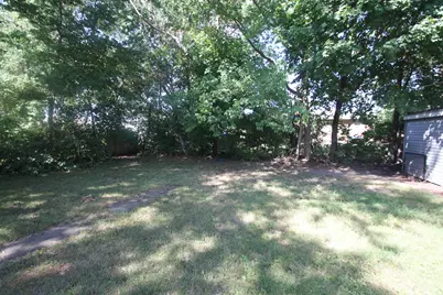 1010-1012 40th Avenue, Rockford, IL 61109 - Photo 5
