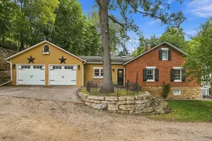 311 S Dodge St, Galena, IL 61036 - Photo 25