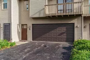 663 Amphitheater Dr, Rockford, IL 61107 - Photo 1