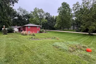 8482 N Creek Rd, Roscoe, IL 61073 - Photo 31