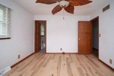 8482 North Creek Rd, Roscoe, IL 61073 - Photo 15