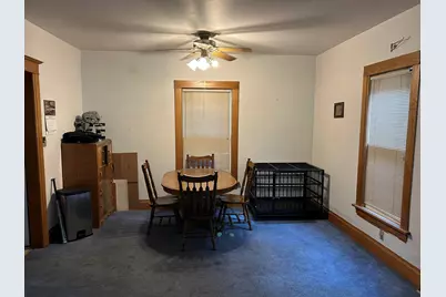 1119 S Maple Avenue, Freeport, IL 61032 - Photo 11