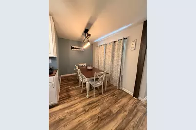 5349 Lawrence Drive, Kirkland, IL 60146 - Photo 15