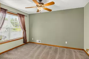 252 Lily Ln, Rockford, IL 61107 - Photo 23