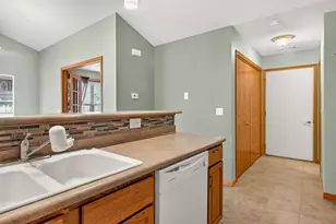 252 Lily Ln, Rockford, IL 61107 - Photo 19