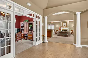 252 Lily Ln, Rockford, IL 61107 - Photo 35
