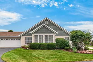 252 Lily Ln, Rockford, IL 61107 - Photo 5