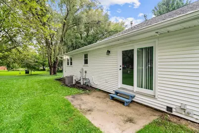 112 SE Liverpool Drive, Poplar Grove, IL 61065 - Photo 35