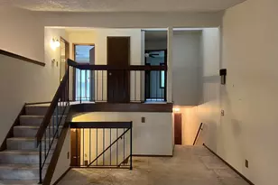 4645 High Point Dr, Rockford, IL 61114 - Photo 9