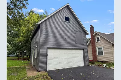 304 W Jackson Street, Belvidere, IL 61008 - Photo 11