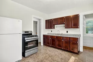 936 S 3rd St, Rockford, IL 61104 - Photo 13
