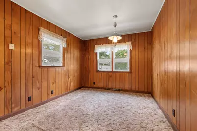 345 Pennsylvania Avenue, Loves Park, IL 61111 - Photo 15