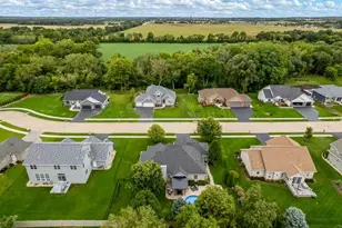 6103 Hathaway Trail, Roscoe, IL 61073 - Photo 7