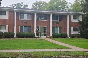 124 N Whistler Ave, Freeport, IL 61032 - Photo 1