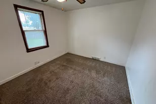 704 Willow St, Savanna, IL 61074 - Photo 23