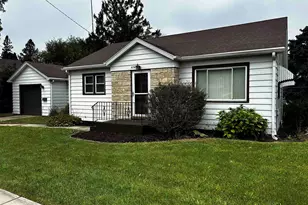 836 W Empire St, Freeport, IL 61032 - Photo 5