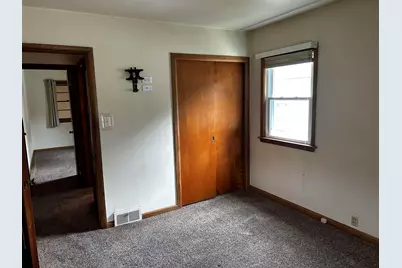 836 W Empire Street, Freeport, IL 61032 - Photo 15