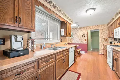 3351 Conover Drive, Rockford, IL 61114 - Photo 11