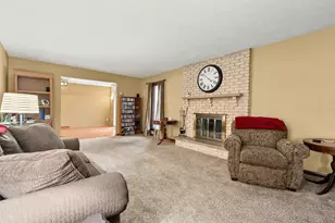 3351 Conover Dr, Rockford, IL 61114 - Photo 9