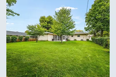 611 E 6th Street, Belvidere, IL 61008 - Photo 43