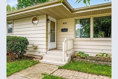 611 E 6th Street, Belvidere, IL 61008 - Photo 5