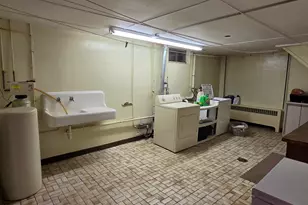 1233 W Logan, Freeport, IL 61032 - Photo 17