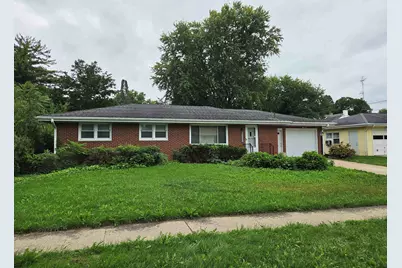 1233 W Logan, Freeport, IL 61032 - Photo 1