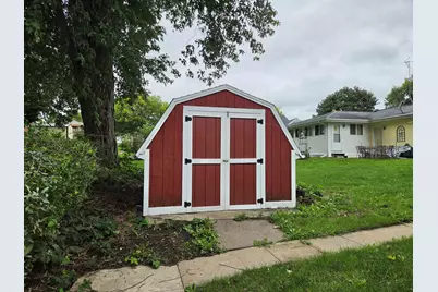 1233 W Logan, Freeport, IL 61032 - Photo 5