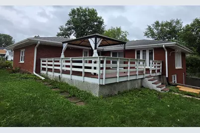 1233 W Logan, Freeport, IL 61032 - Photo 3