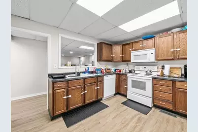 520 Main Street, Pecatonica, IL 61063 - Photo 43