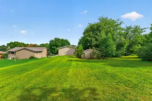 2333 Breckenboro Rd, Davis, IL 61019 - Photo 39