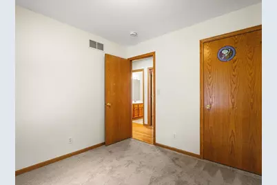 610 Sydney Avenue, Loves Park, IL 61111 - Photo 15