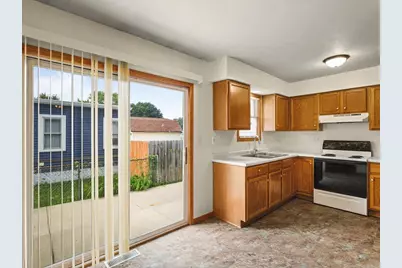 610 Sydney Avenue, Loves Park, IL 61111 - Photo 9