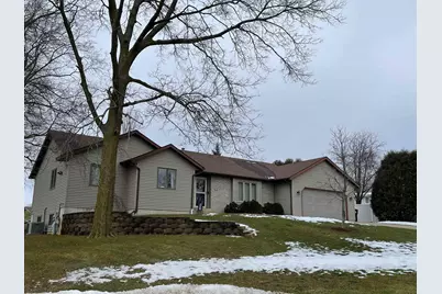 1010 Longhorn Court, Freeport, IL 61032 - Photo 1