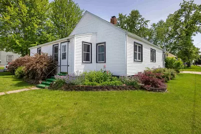 201 E Jefferson, Warren, IL 61087 - Photo 1