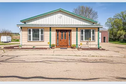 617 N Stanton Street, Davis, IL 61019 - Photo 1