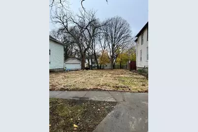 920 S Chicago Avenue, Freeport, IL 61032 - Photo 1