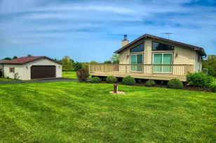 113 Grandview Dr, Lake Carroll, IL 61046 - Photo 1