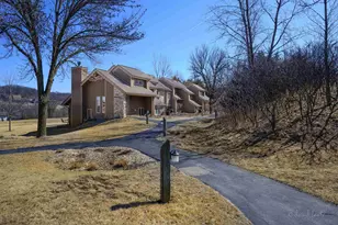 26 Poplar Ridge Dr, Galena, IL 61036 - Photo 1