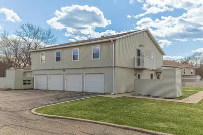 602 Kiwanis Court, Freeport, IL 61032 - Photo 1