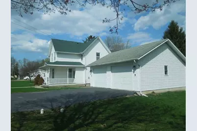 210 Clinton Street, Warren, IL 61087 - Photo 1