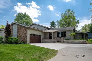 2031 Winchester Dr, Freeport, IL 61032 - Photo 1