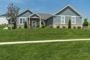 465 Old Orchard Ln, Poplar Grove, IL 61065 - Photo 1