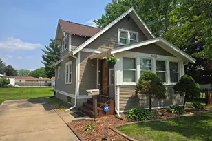 5525 East Dr, Loves Park, IL 61111 - Photo 1