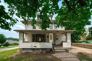 321 S Ottawa Ave, Dixon, IL 61021 - Photo 1