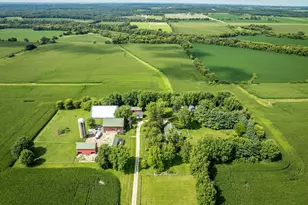 466 Quail Trap Rd, Caledonia, IL 61011 - Photo 1