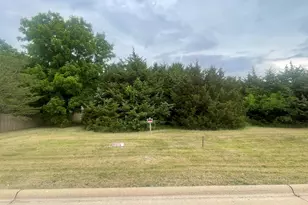 475 Symphony Cove Rd, Machesney Park, IL 61115 - Photo 1