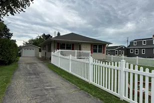 2409 Jackson St, Savanna, IL 61074 - Photo 1