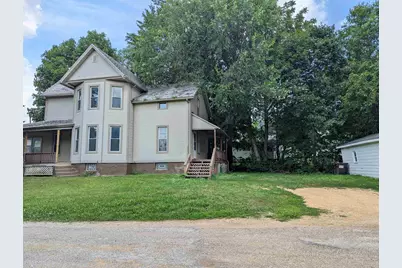 445 N Nursey Avenue, Freeport, IL 61032 - Photo 1