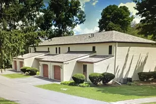 5020 Valley Pines Dr, Rockford, IL 61109 - Photo 1